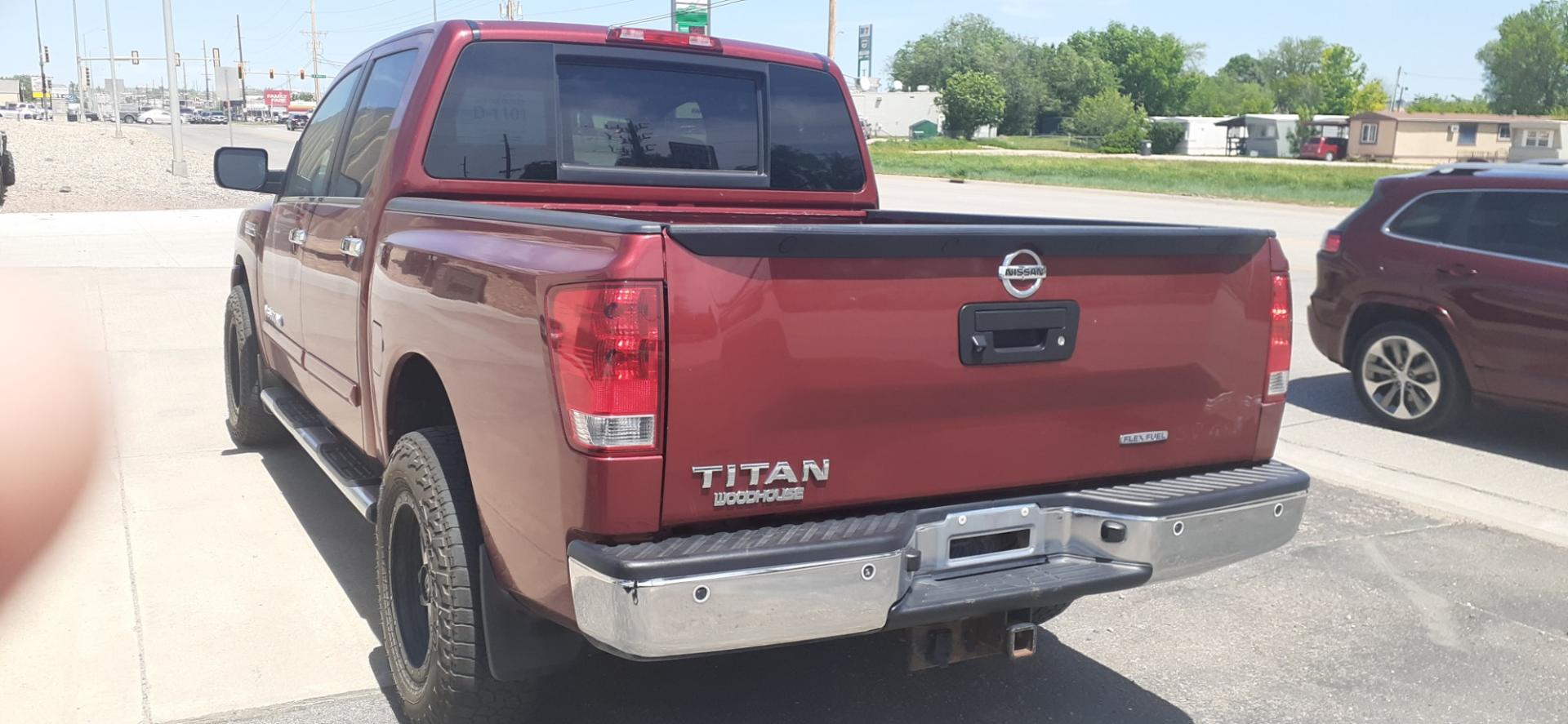 2014 Nissan Titan SV (1N6BA0EC1EN) with an 5.6 V8 engine, Automatic transmission, located at 2015 Cambell Street, Rapid City, SD, 57701, (605) 342-8326, 44.066433, -103.191772 - CARFAX AVAILABLE - Photo#2